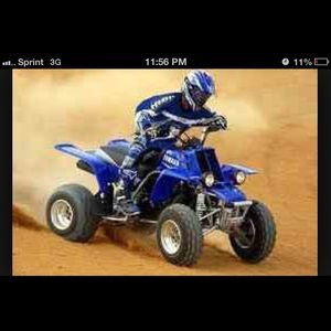 Meet your Posher, Uneek